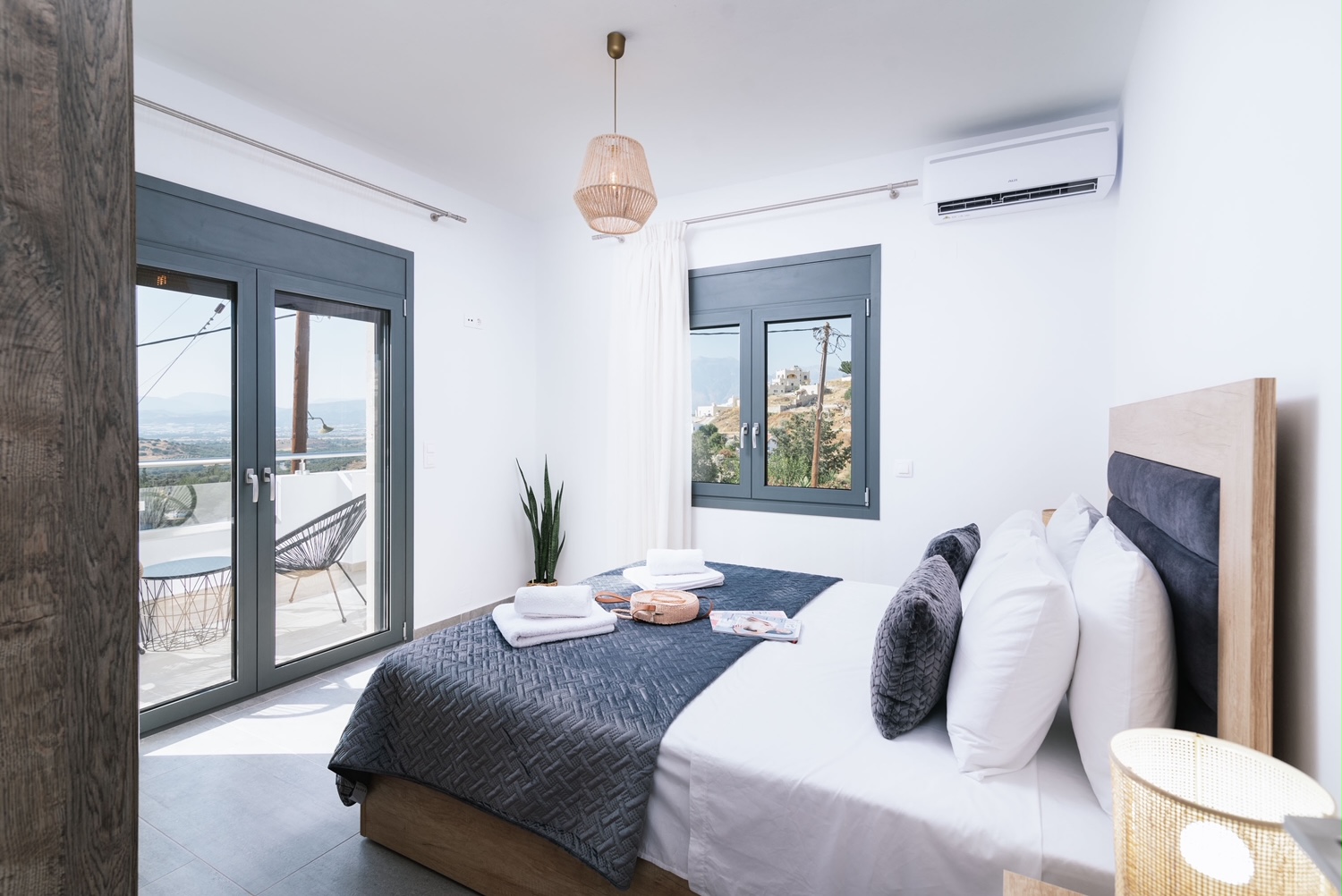 villa rechtra | villa rechtra Kamilari | rent villa in Crete | rent villas in Kamilari | south cretan villas | south crete | rent in south crete | esthea hospitality group