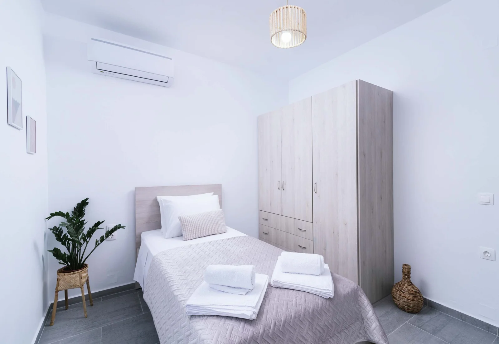 villa rechtra | villa rechtra Kamilari | rent villa in Crete | rent villas in Kamilari | south cretan villas | south crete | rent in south crete | esthea hospitality group